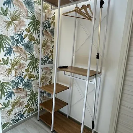 Samuele S Feriehus *