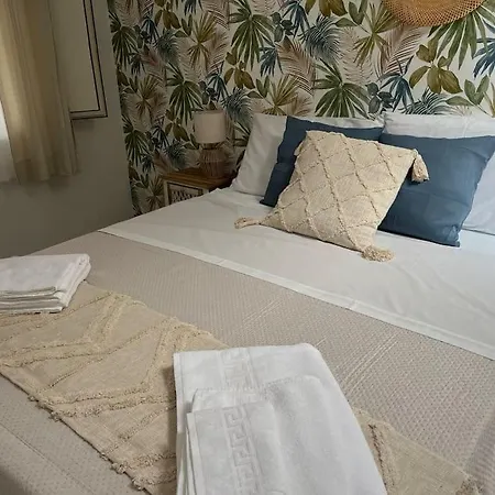 Samuele S Feriehus *