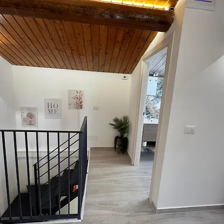 Samuele S Feriehus *